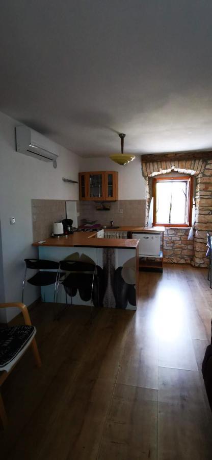 Eti And Mia Holiday Apartments Muntic Ngoại thất bức ảnh